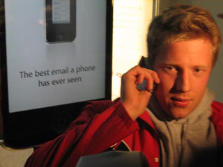 Illustration for article titled That Guy Got His Stupid iPhone 3G, First